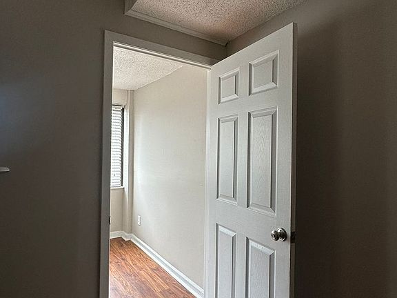 3rd image of 1700 Clinch Ave APT 618