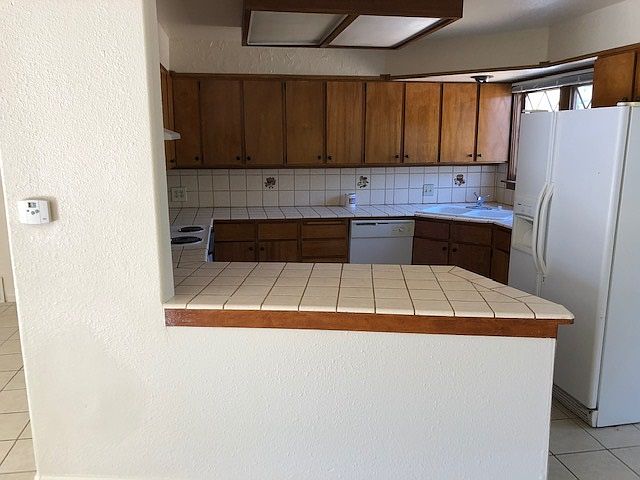 2nd image of 1400 Greenbrae Dr