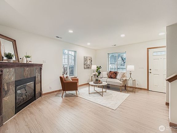 4th image of 2105 179th Street Ct E