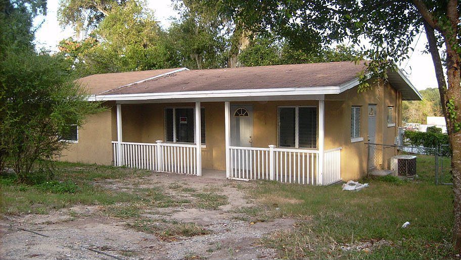 1st image of 15954 14th St