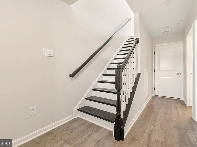 450 Herringbone Way — Photo 30