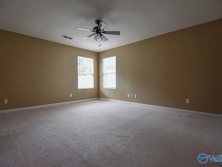 15395 Mill Valley Dr — Photo 14