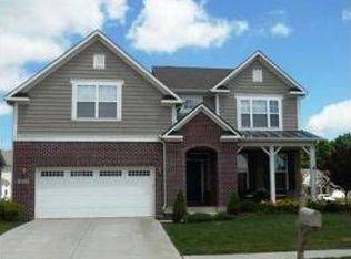 6108 Mountain Hawk Dr, Zionsville, IN 46077