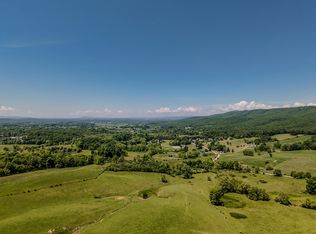 1801 Toms Creek Rd NW, Blacksburg, VA 24060