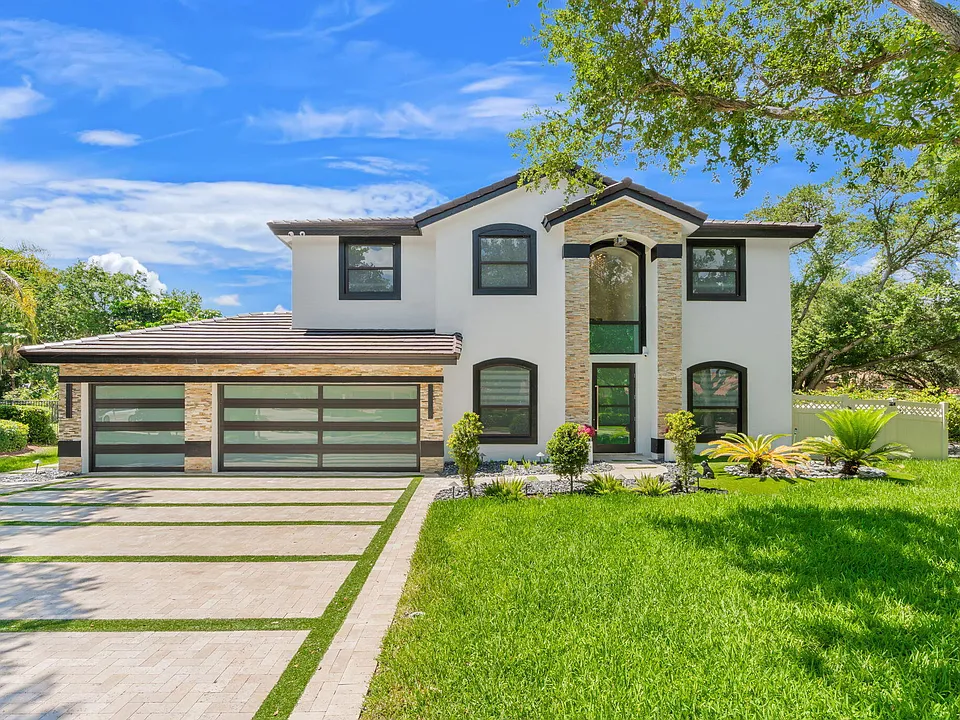 1254 NW 102nd Way