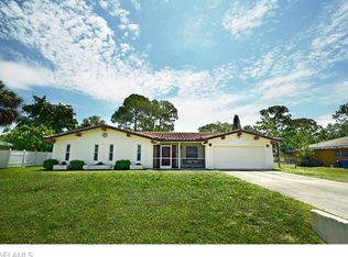118 Greenwood Ave, Lehigh Acres, FL 33936