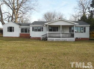 1094 Packing Plant Rd, Smithfield, NC 27577