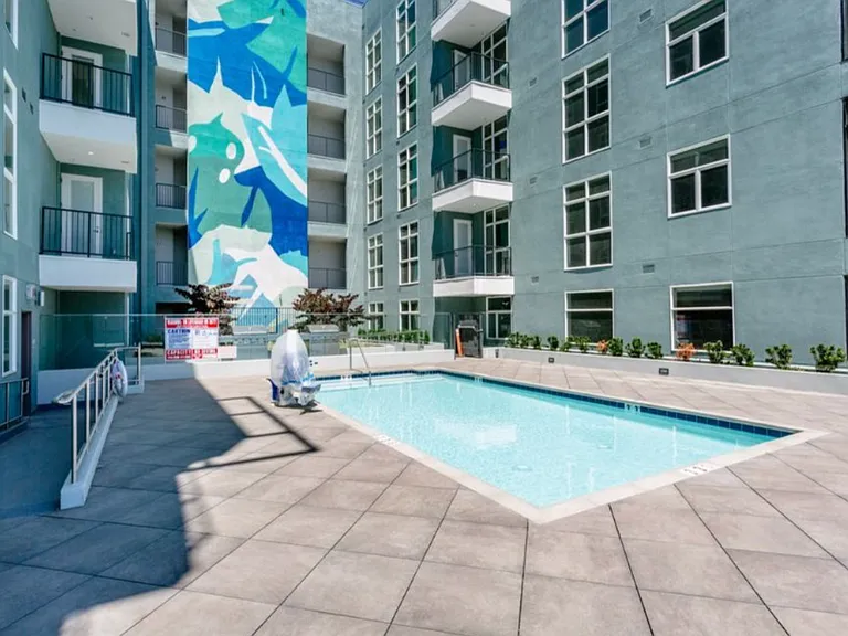 801 1/2 S Berendo St #1 — Photo 15