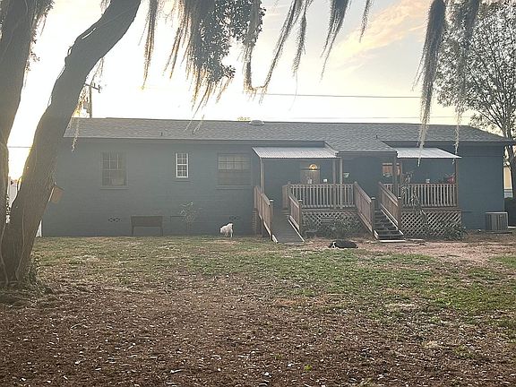 2nd image of 1608 Park Dr