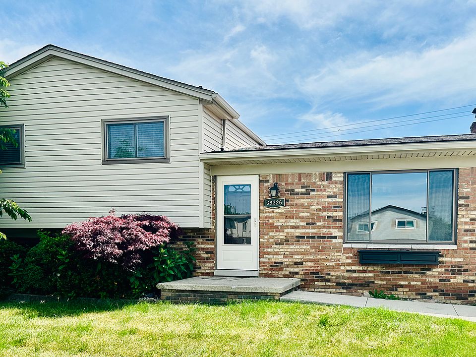 1st image of 39326 Roland Dr