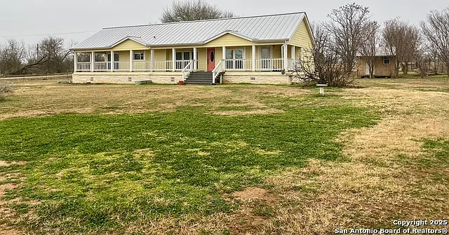 298 Haley Ln — Photo 4