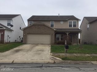 11203 Schoolhouse Rd, Fishers, IN 46037