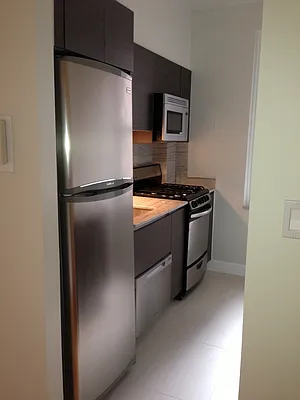 Rented by Stonehenge NYC LLC | media 16