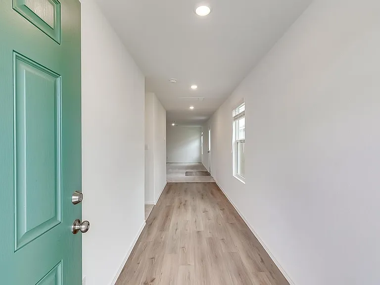1105 Catfish Ln — Photo 4