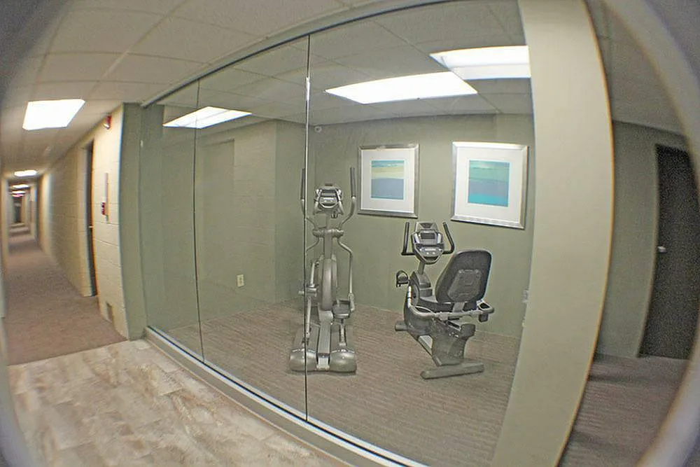 Lincoln Manor — Photo 1
