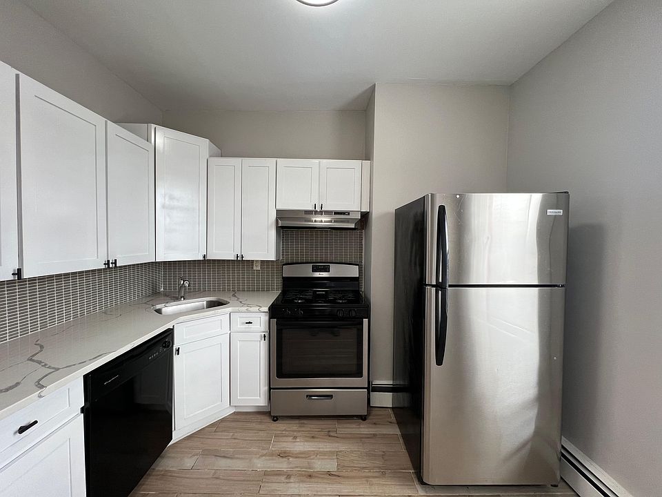 1st image of 24 Belvidere Ave #6E