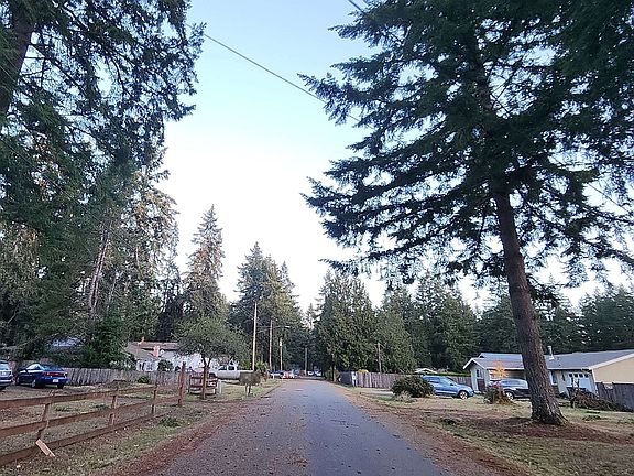 4th image of 11431 Fry Ave SW