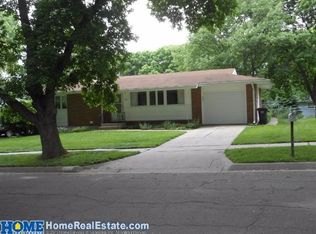 401 Jeffery Dr, Lincoln, NE 68505