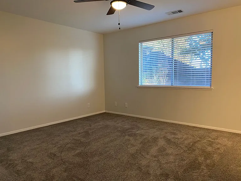 20612 McCoy Rd — Photo 12