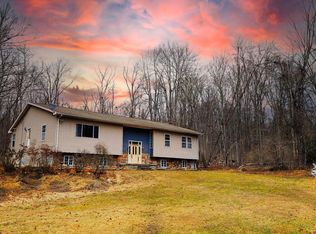 586 Old Limekiln Ln, Newport, PA 17074