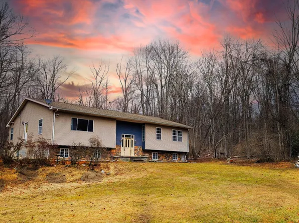 586 Old Limekiln Ln, Newport, PA 17074