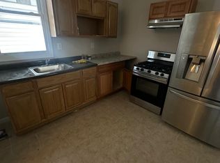 186 N 17th St APT 1, East Orange, NJ 07017
