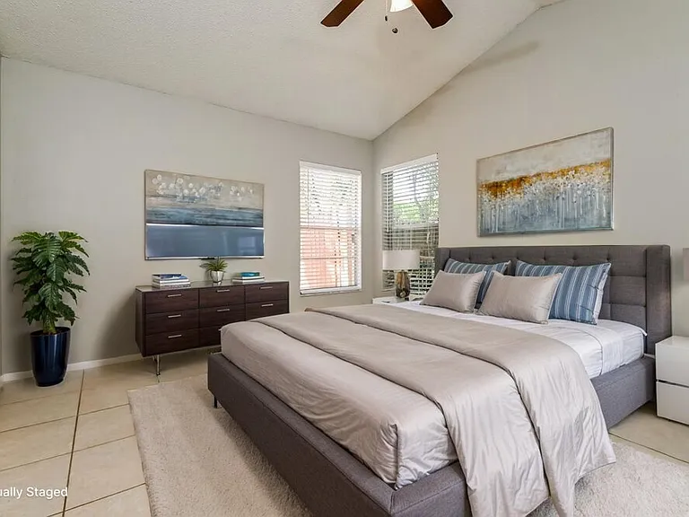 13656 Laraway Dr — Photo 9