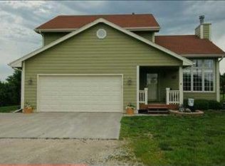 13401 McGregor St, Indianola, IA 50125