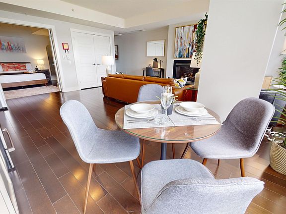 4th image of 31 Kings Wharf Pl #605