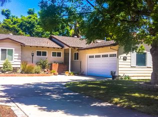 2813 W Devoy Dr, Anaheim, CA 92804