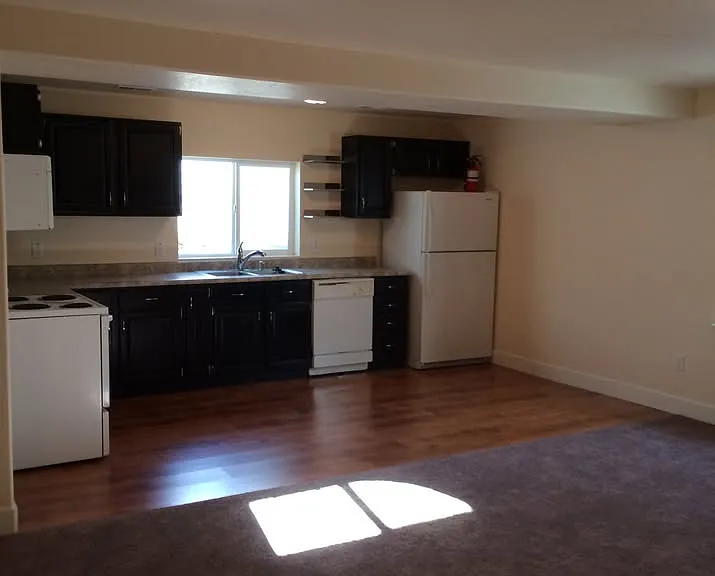 4216 E Inverness Ln — Photo 5