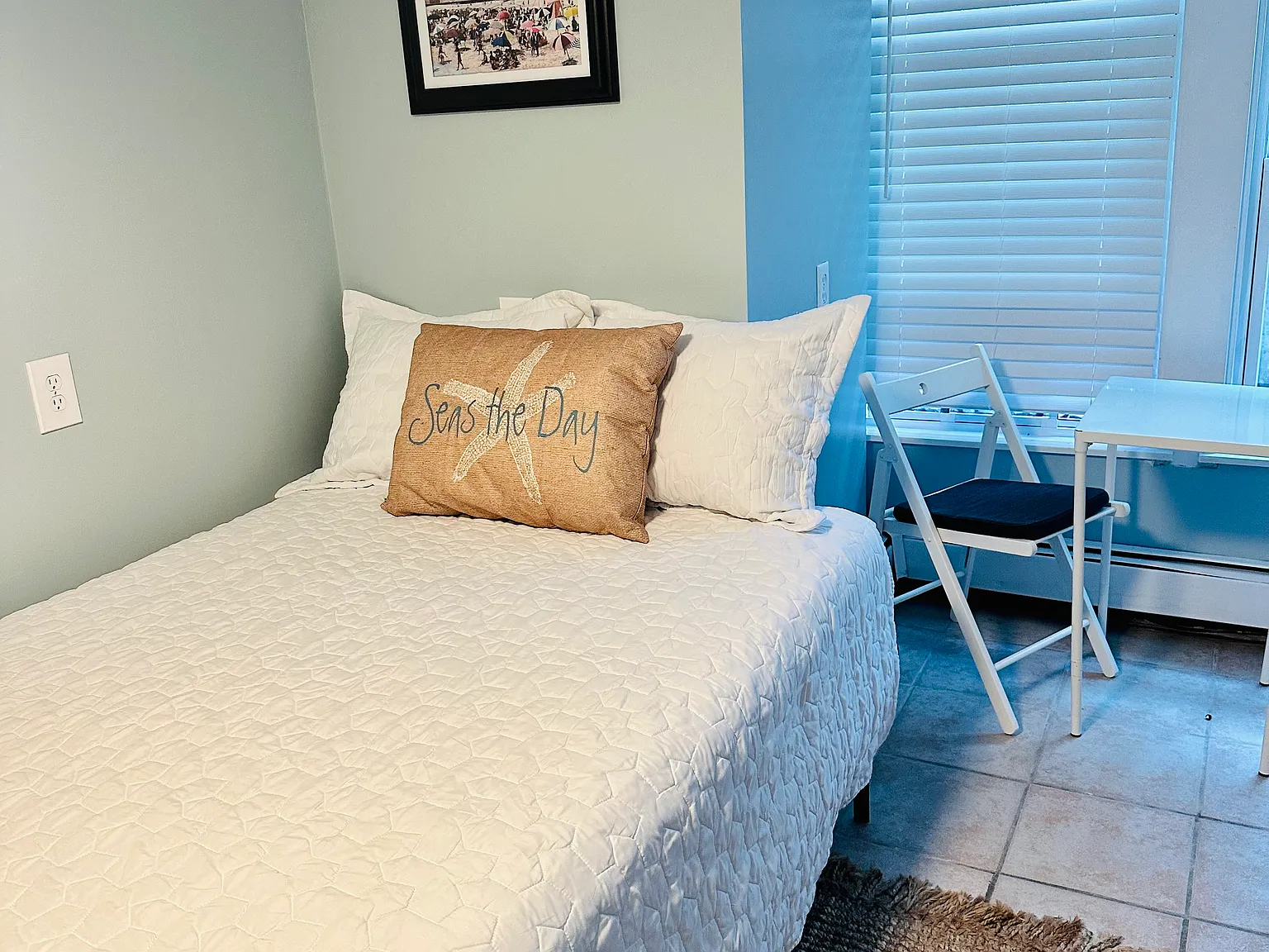 Studio, 190 sqft, $885 — Photo 2