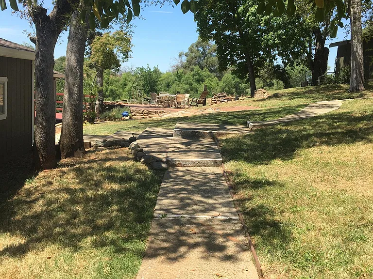 S Forbes Rd — Photo 14