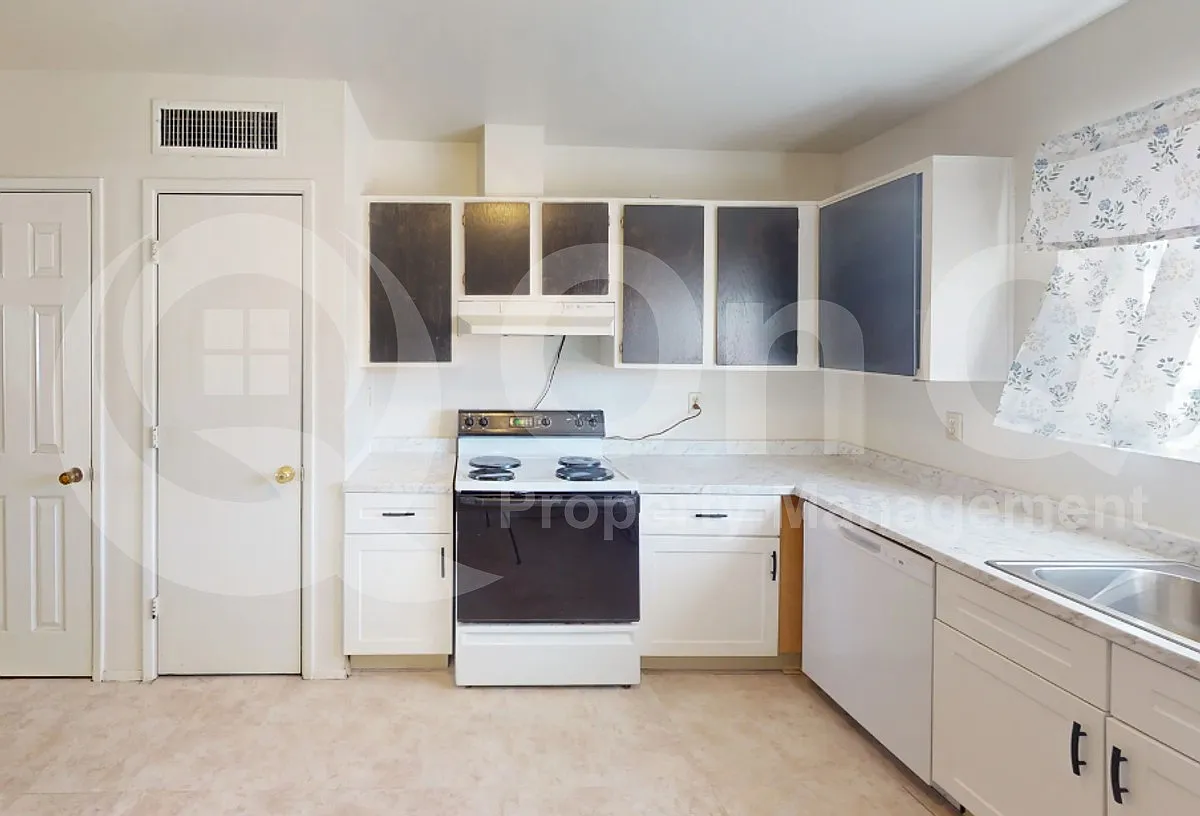2 bed, 1.0 bath, 750 sqft, $999 — Photo 4