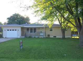 540 Burgener Dr, Mt Zion, IL