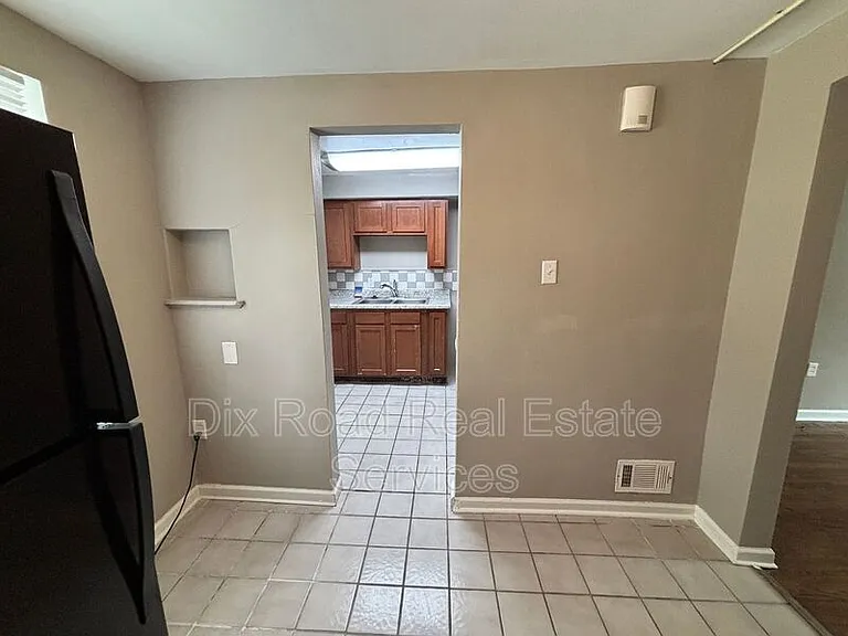 237A Ryburn Ave #A — Photo 7