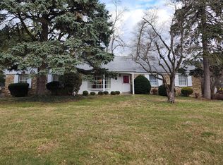 2500 High Rd, Huntingdon Valley, PA 19006