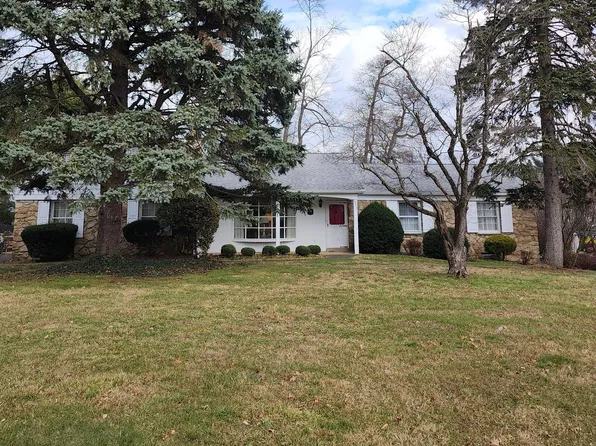 2500 High Rd, Huntingdon Valley, PA 19006