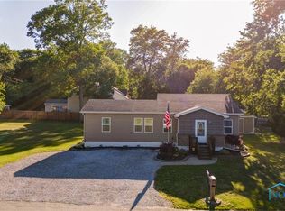 4745 Corregidor Dr, Sylvania, OH 43560