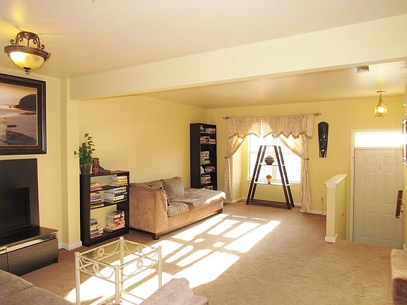 2nd image of 4403 Tolchester Ct