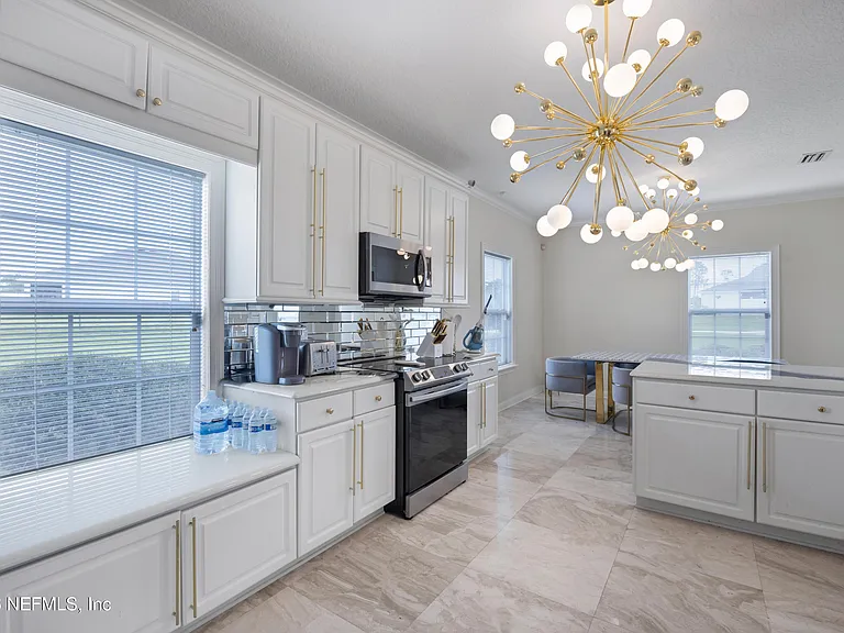 200 Sunstone Ct #GUEST HOUSE — Photo 15