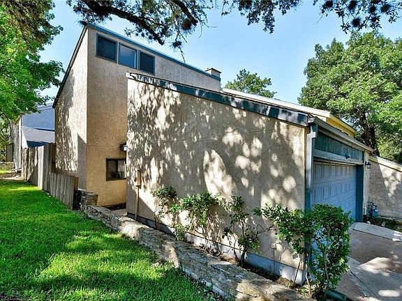 2nd image of 5205 Langwood Dr