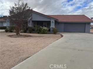 6818 Kitty Hawk Ave, Hesperia, CA 92345
