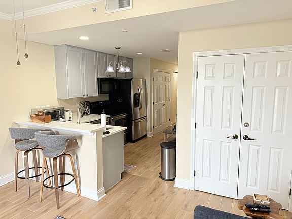 5th image of 215 W College Ave APT 712