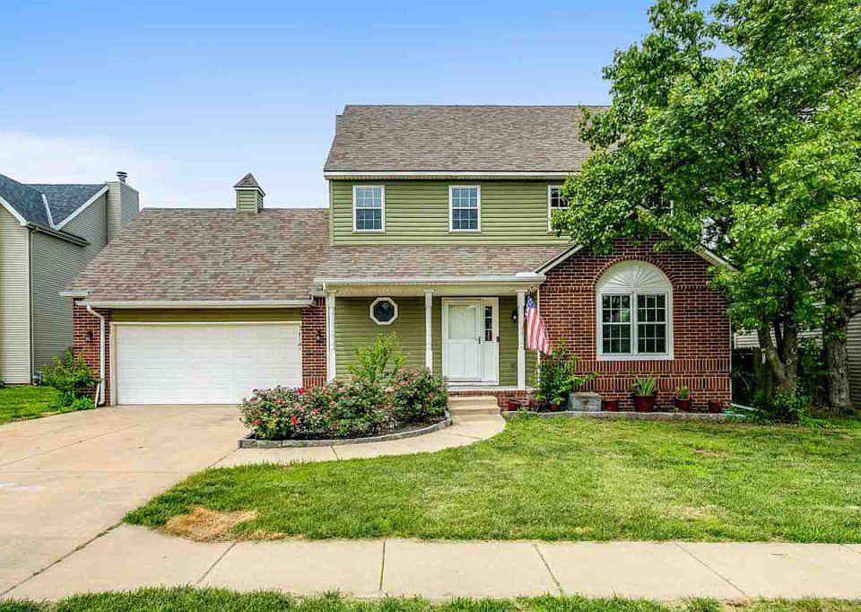 1st image of 2635 N Beacon Hill Ct