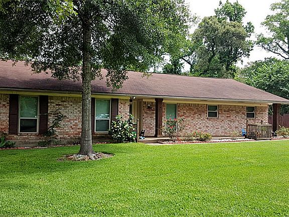 2nd image of 15625 N Country Dr
