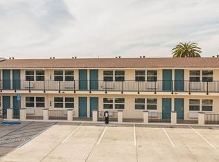 4821 W Century Blvd APT 4, Inglewood, CA 90304