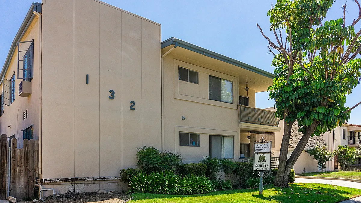 Building Photo - 132 N Sinclair Ave