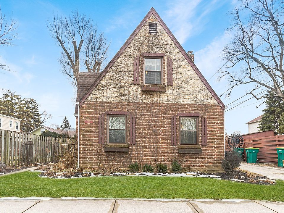 1st image of 202 S Grant St