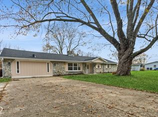 8009 W South Dr, Yorktown, IN 47396